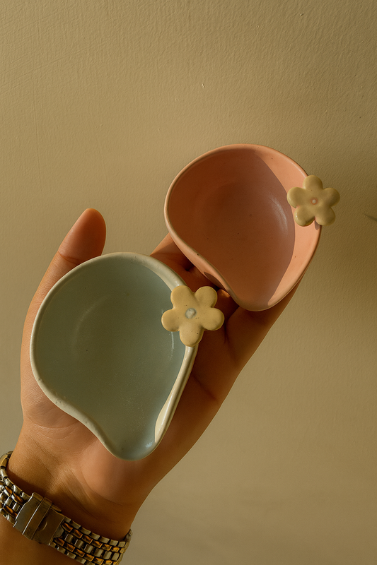 Diya with 3D floral accent (set of 6)